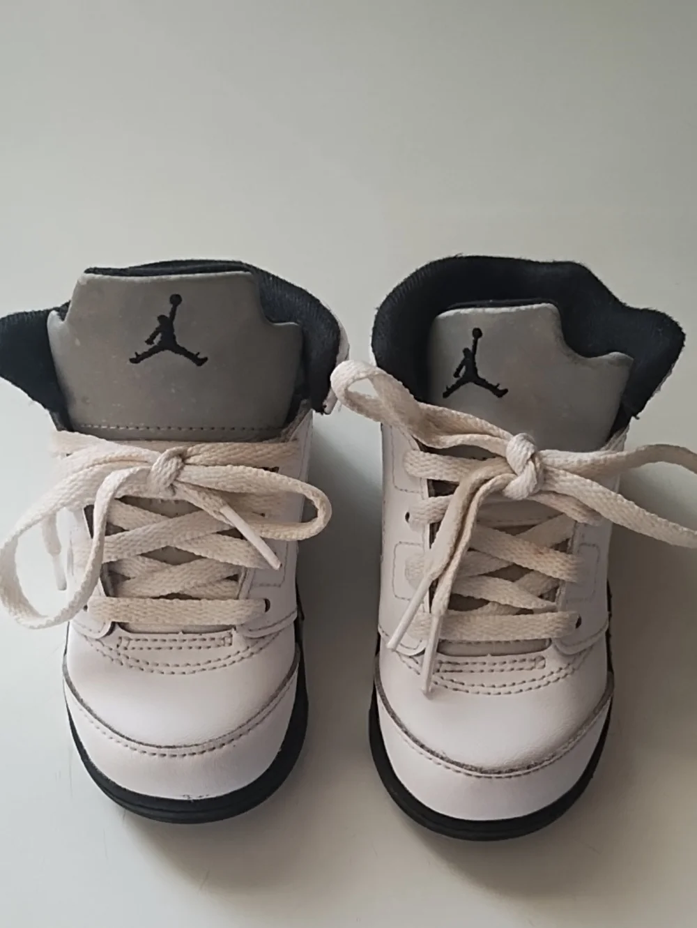 Jordan 5 Retro Reverse Metallic | 7C | White, Black, Sail, Metallic Silver